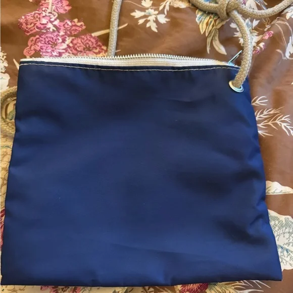 Life Is Good Sea Bags Maine Crossbody with Inspirational Words - Picture 4 of 5